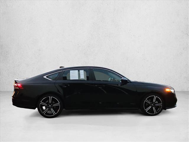 Used 2024 Honda Accord Sport image 4