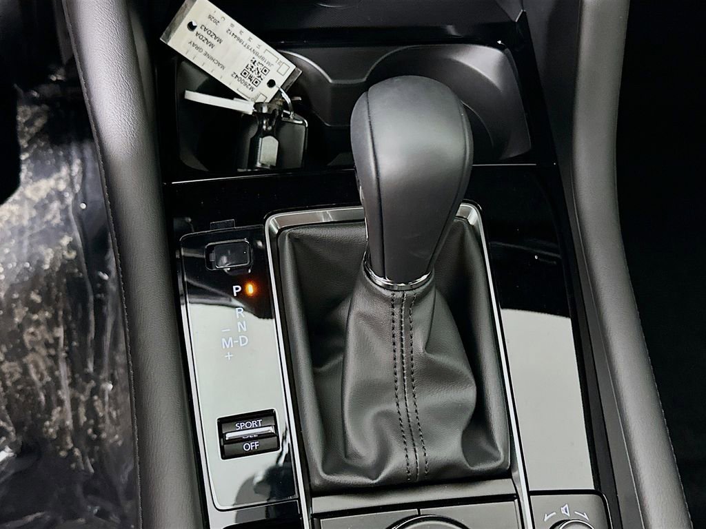 New 2026 MAZDA MAZDA3 Hatchback w/Premium Plus Pkg image 22