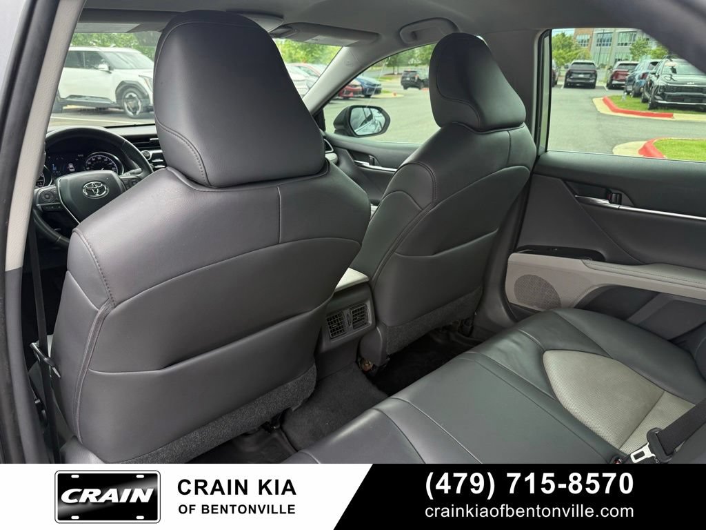 Used 2020 Toyota Camry XLE FWD image 26