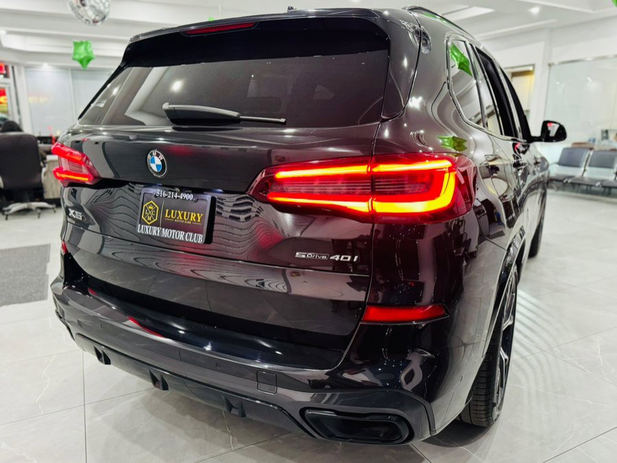 Used 2022 BMW X5 sDrive40i w/ M Sport Package image 9