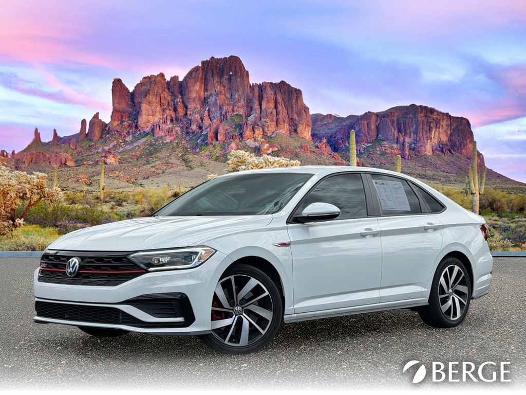 Used 2020 Volkswagen Jetta GLI FWD image 2
