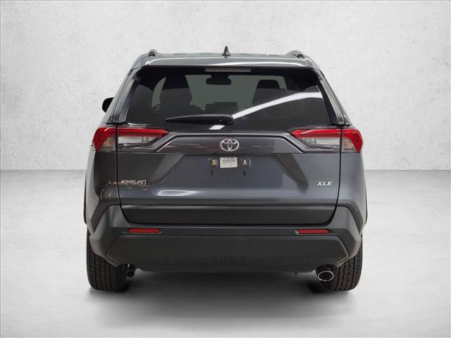 Used 2019 Toyota RAV4 XLE w/ Convenience Package FWD image 7