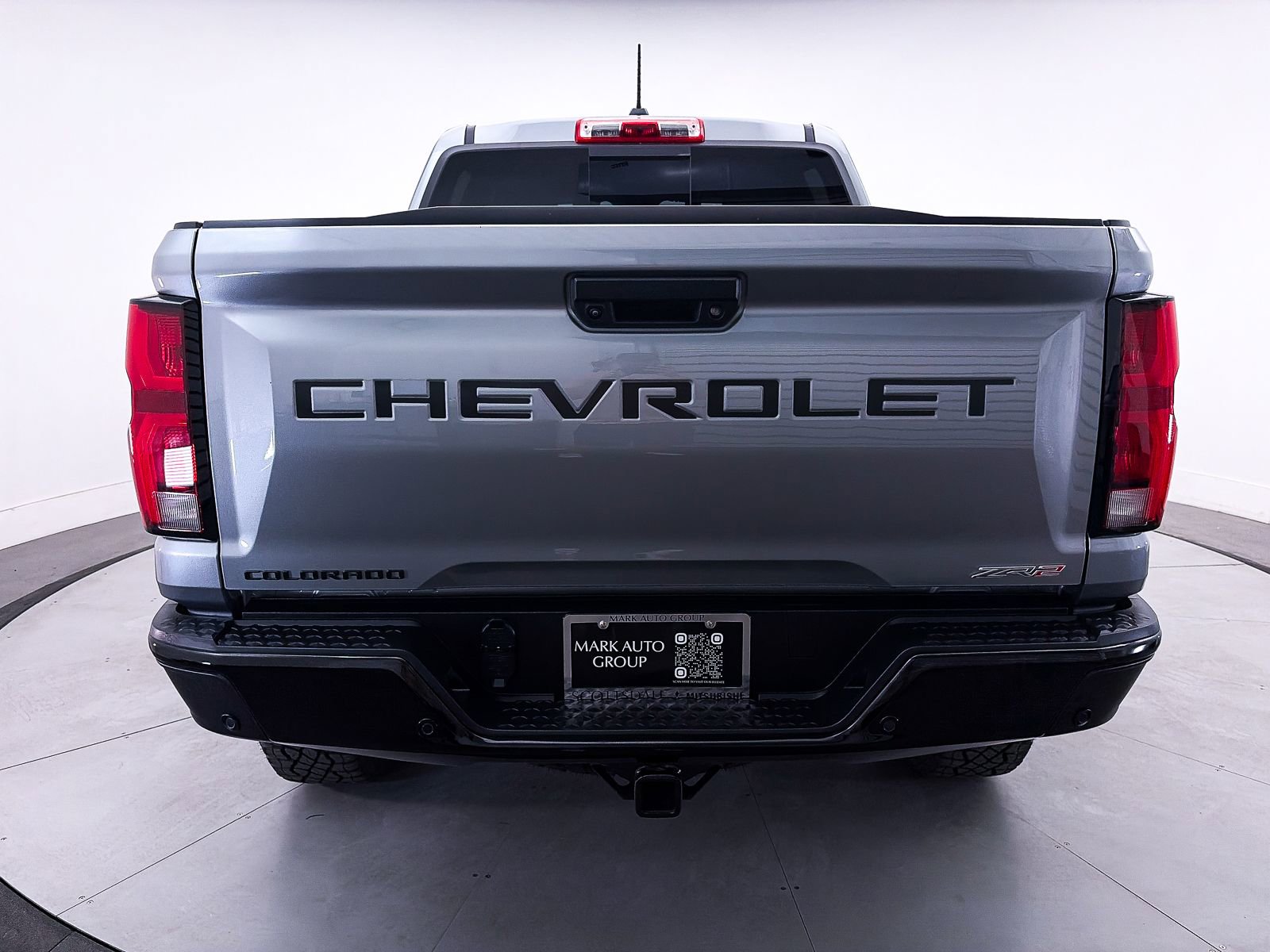 Used 2024 Chevrolet Colorado ZR2 w/ ZR2 Convenience Package III AWD/4WD image 15