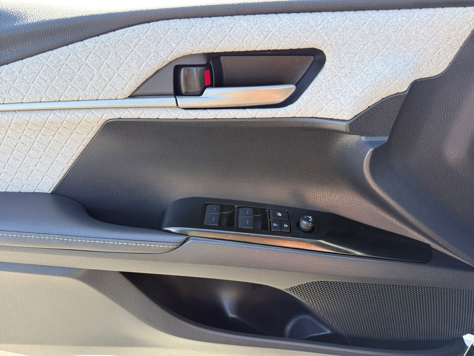 New 2026 Toyota Camry XLE FWD image 17