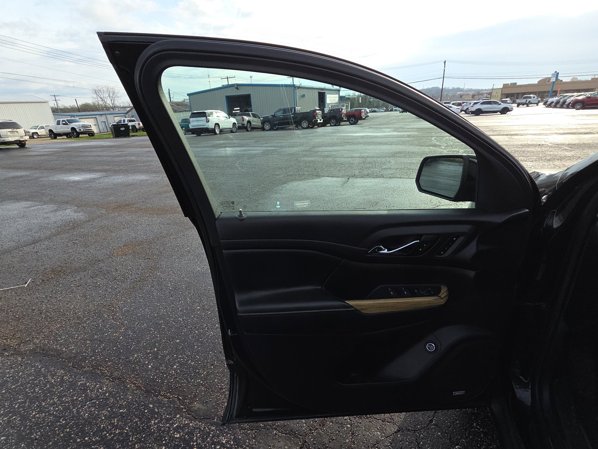 Used 2019 GMC Acadia Denali w/ Technology Package image 7