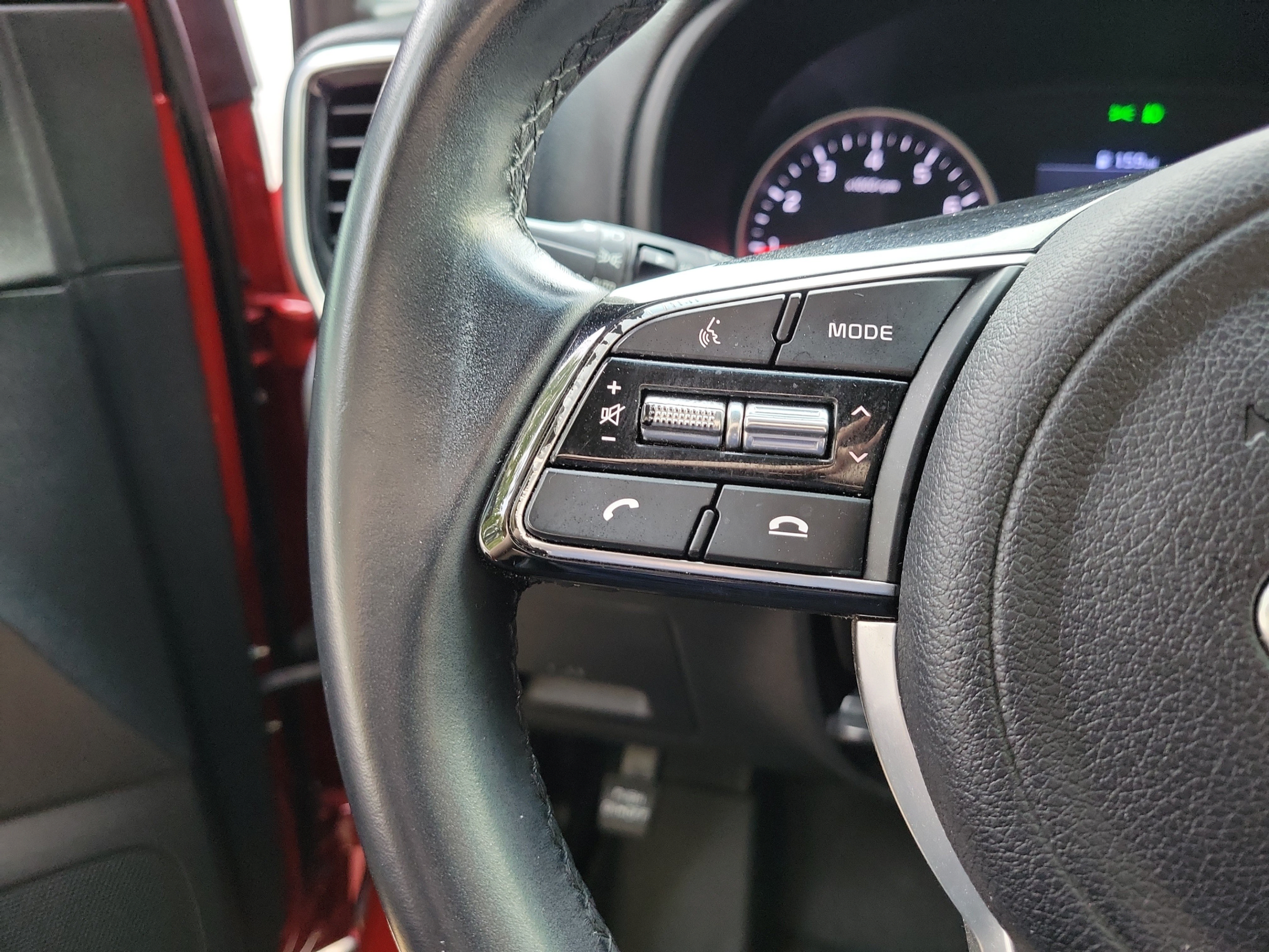 Used 2022 Kia Sportage EX FWD image 25