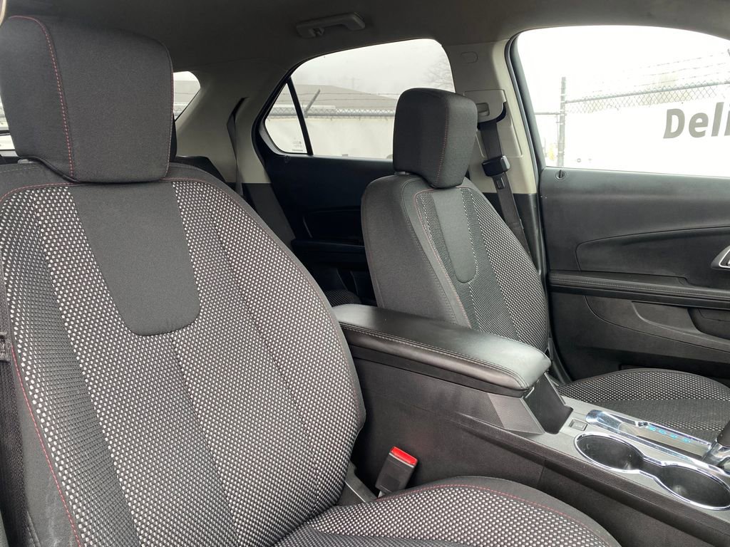 Used 2016 Chevrolet Equinox LT w/ Convenience Package image 16