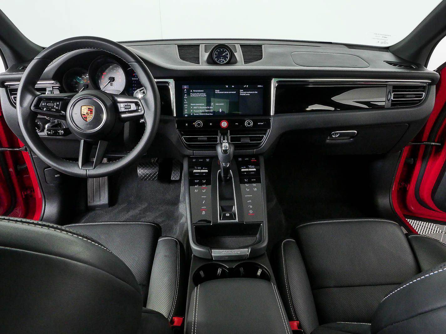 Used 2022 Porsche Macan S AWD/4WD image 17