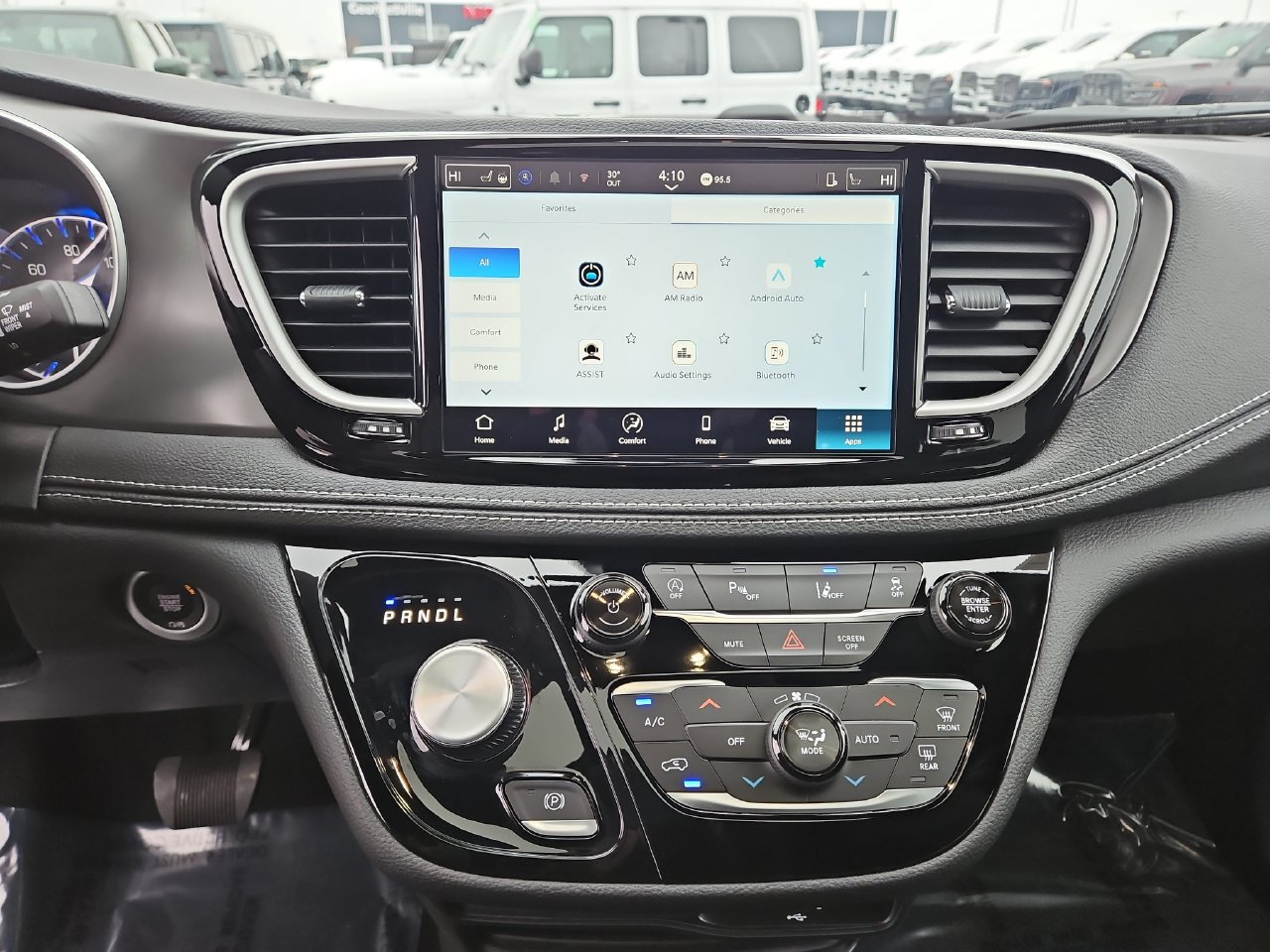 New 2026 Chrysler Pacifica Select w/ S Appearance Package AWD/4WD image 27