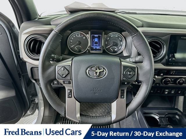 Used 2018 Toyota Tacoma Limited image 11