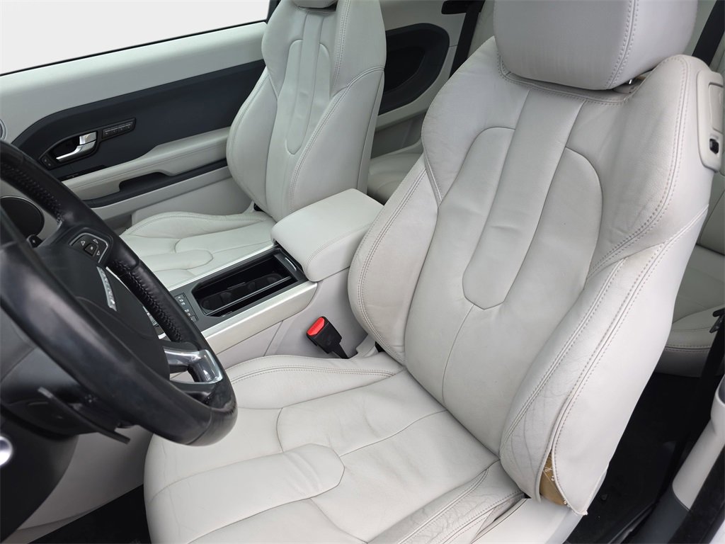 Used 2015 Land Rover Range Rover Evoque Pure Plus image 18