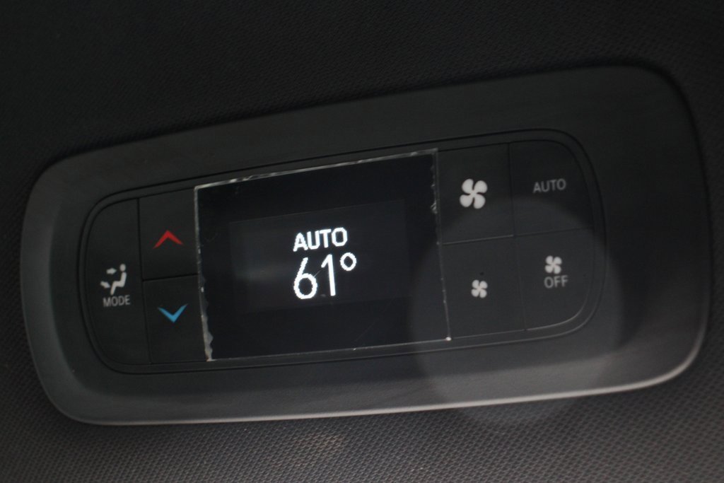 Used 2021 Chrysler Pacifica Touring w/ S Appearance Package image 47