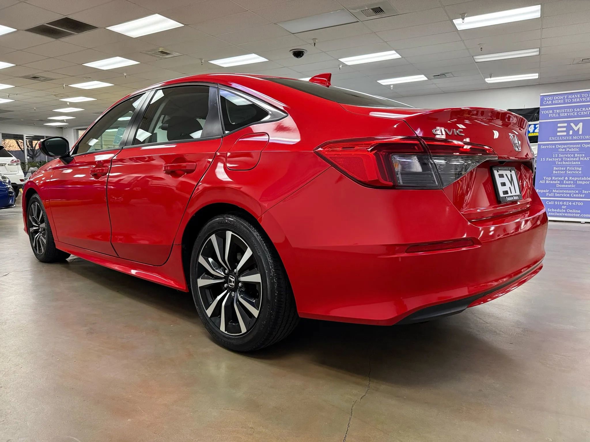 Used 2024 Honda Civic EX image 9