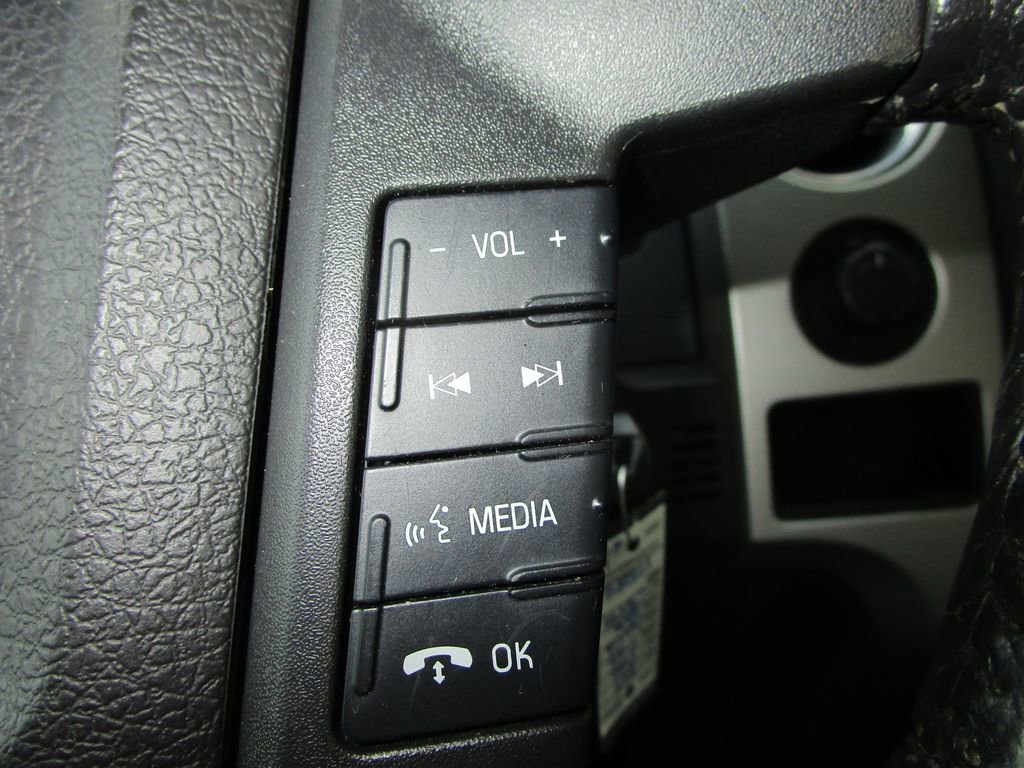 Used 2013 Ford F150 XLT w/ XLT Chrome Pkg image 35