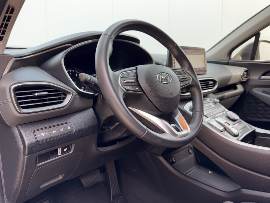 Used 2023 Hyundai Santa Fe SEL w/ Cargo Package AWD/4WD image 4