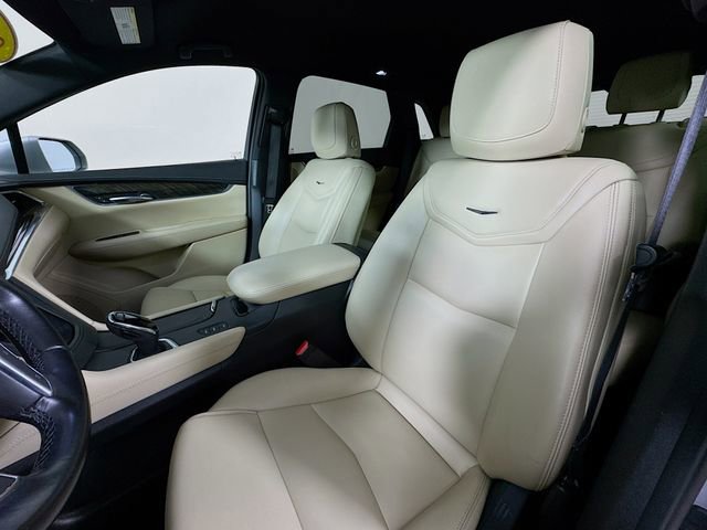 Used 2018 Cadillac XT5 AWD image 11