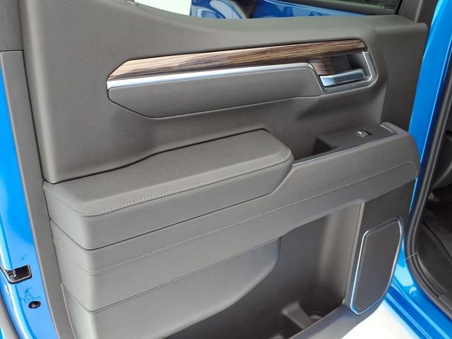 Used 2025 Chevrolet Silverado 1500 LT image 9