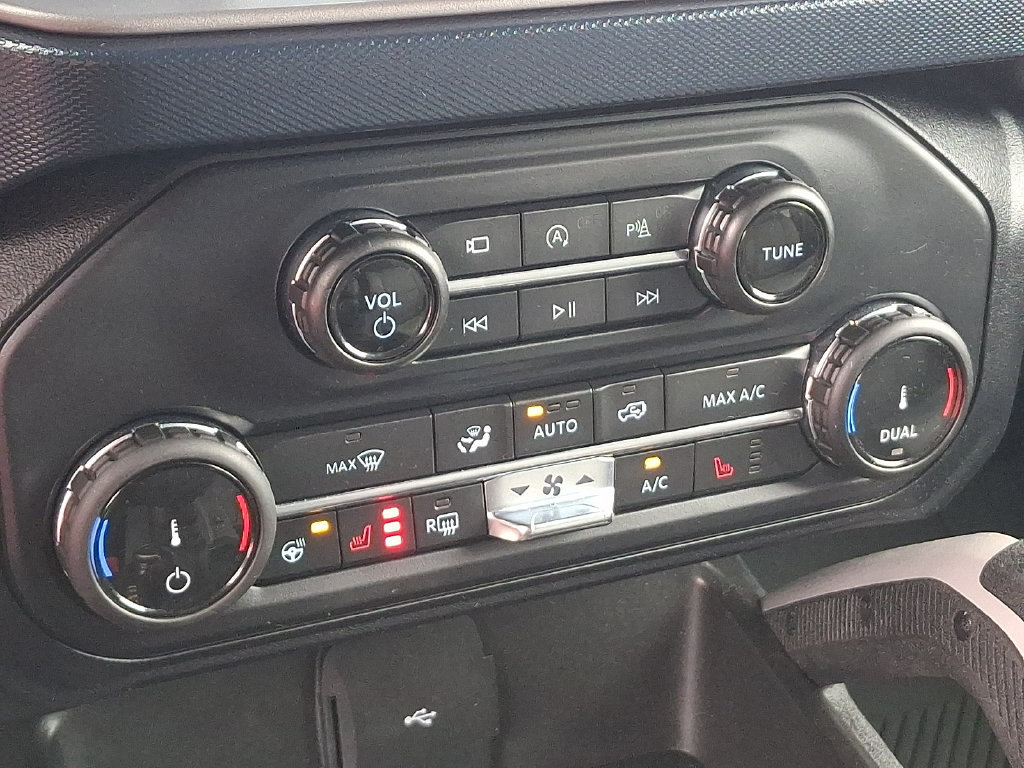 Certified 2022 Ford Bronco Outer Banks AWD/4WD image 16
