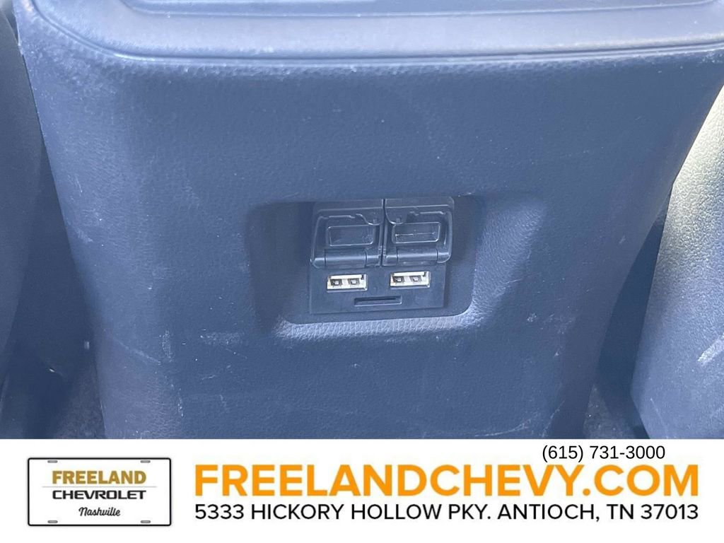 Used 2021 Toyota RAV4 Limited image 18