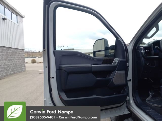 New 2026 Ford F250 Lariat w/ Black Appearance Package image 10