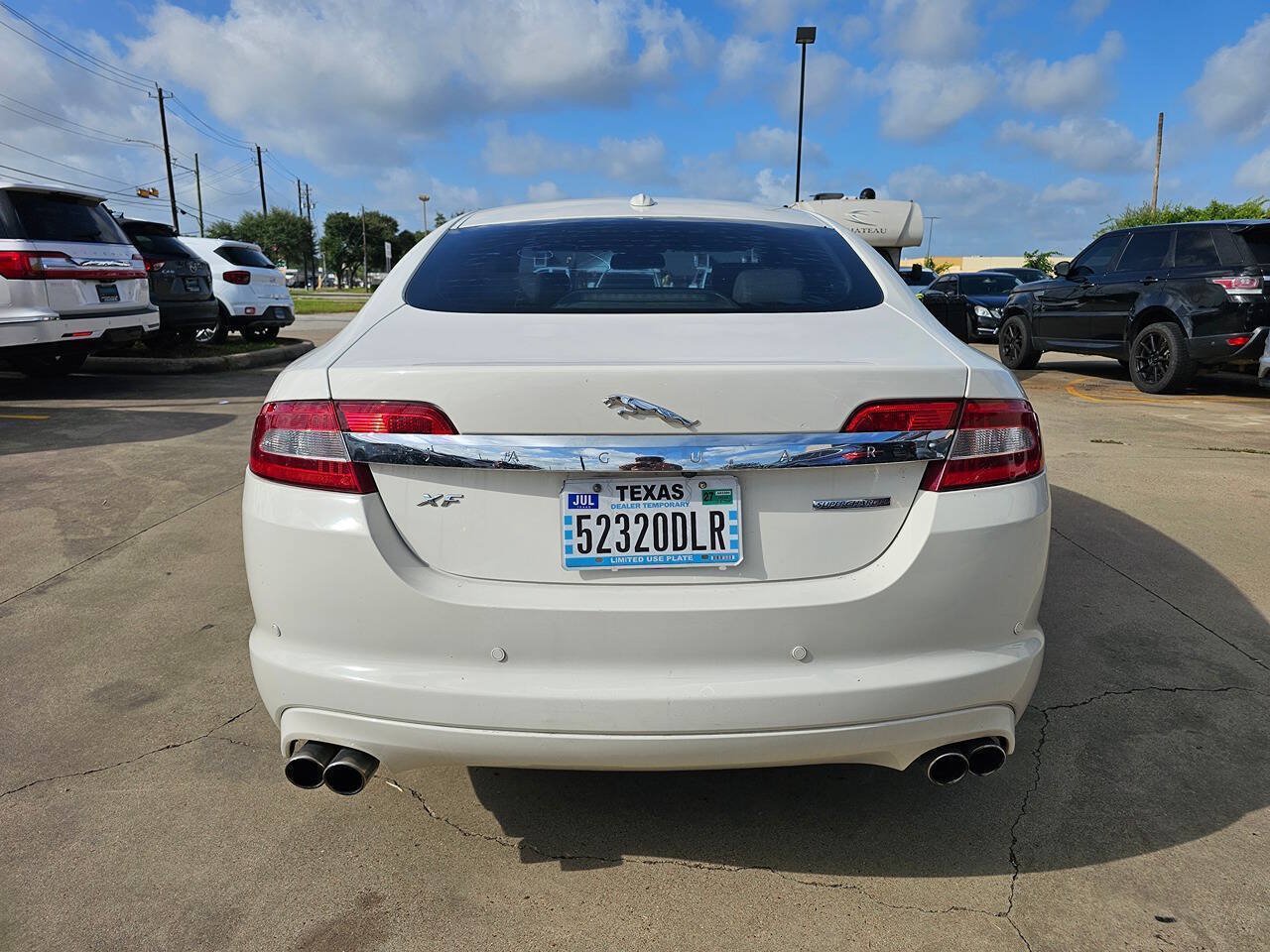 Used 2010 Jaguar XF Supercharged RWD image 5