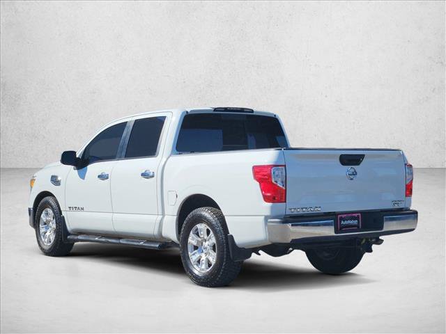 Used 2017 Nissan Titan SV RWD image 6