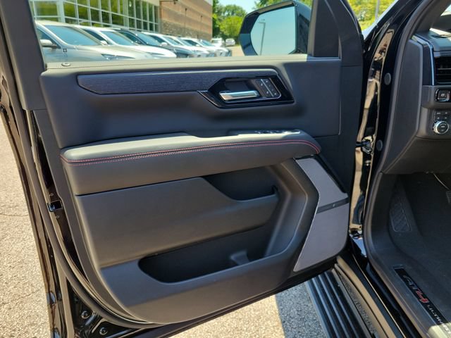 New 2026 GMC Yukon AT4 Ultimate AWD/4WD image 16