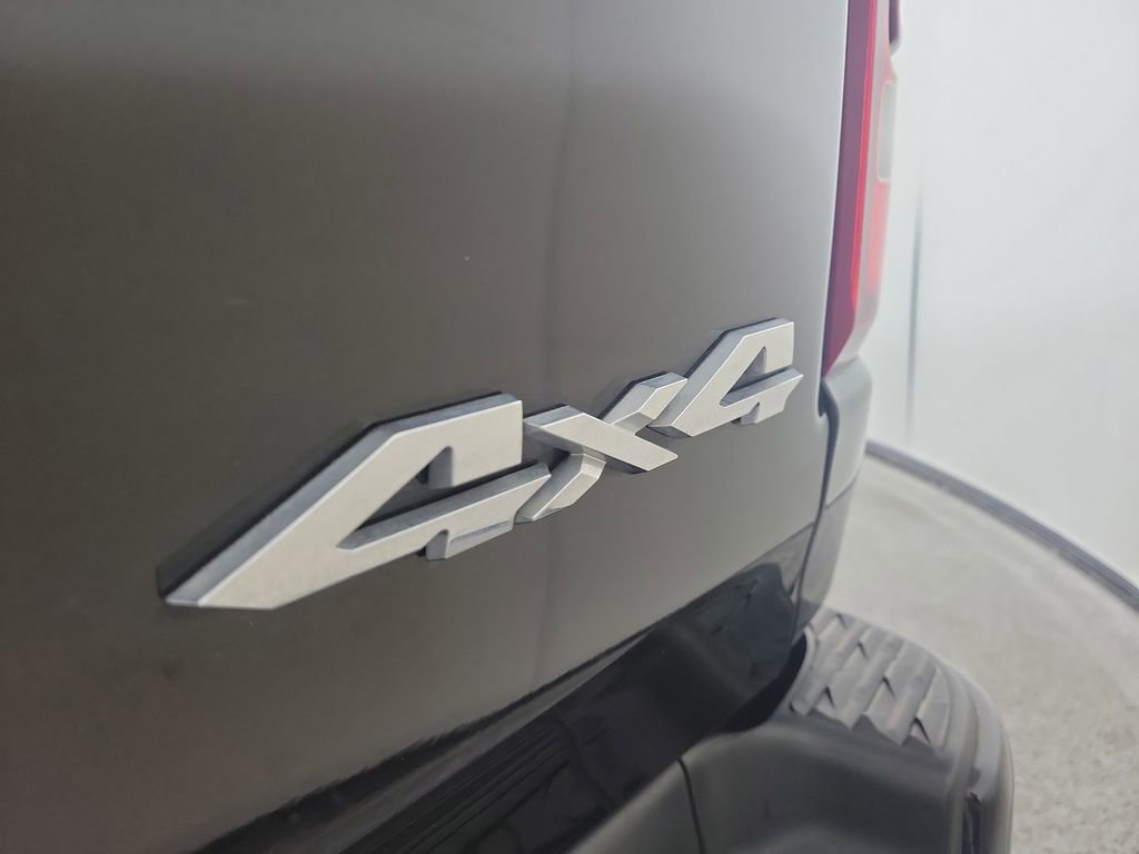 Used 2023 RAM 1500 Laramie image 9