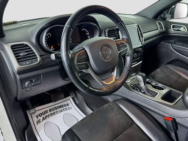 Used 2021 Jeep Grand Cherokee Laredo X image 9