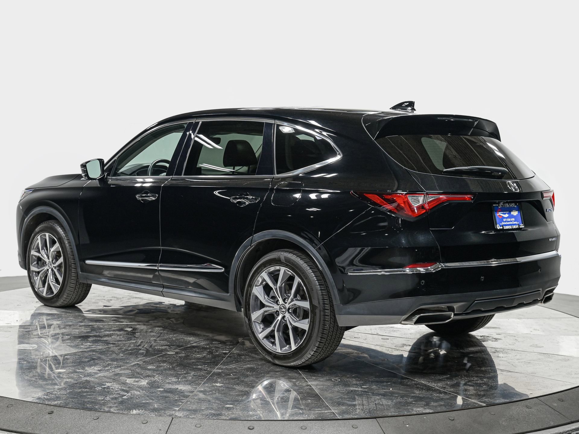 Used 2022 Acura MDX SH-AWD w/ Technology Package image 4