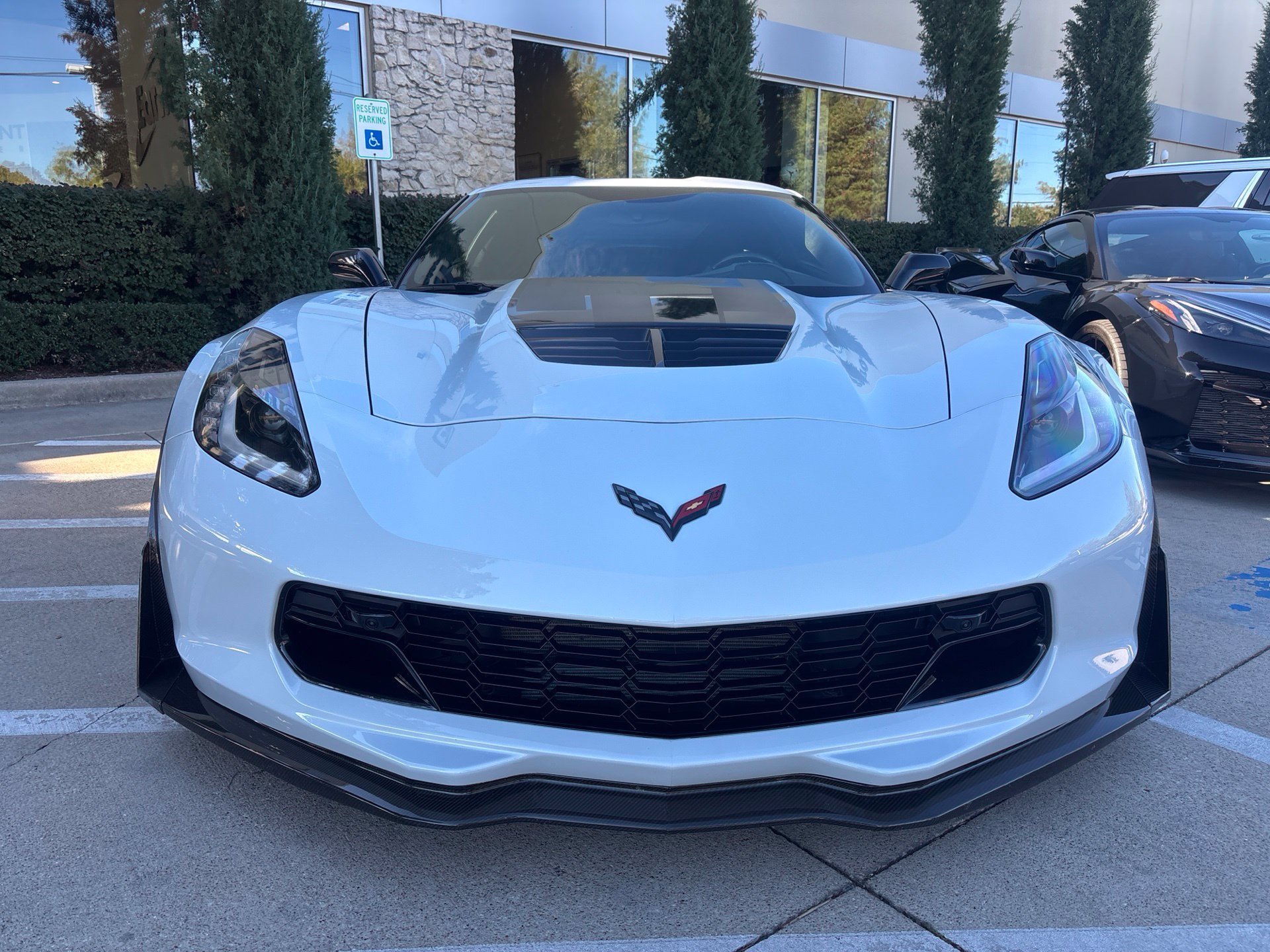 Used 2019 Chevrolet Corvette Z06 RWD image 3