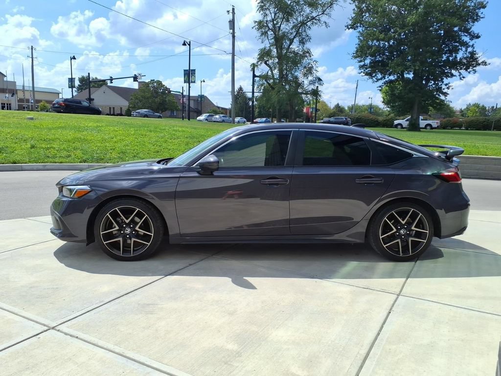 Used 2024 Honda Civic Sport Touring image 4