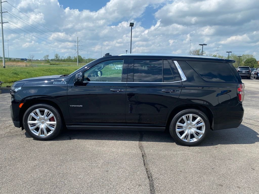 Used 2022 Chevrolet Tahoe High Country w/ LPO, Illumination Package AWD/4WD image 4