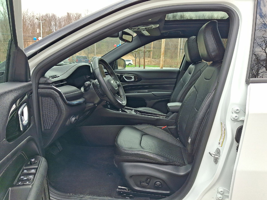 Used 2022 Jeep Compass High Altitude image 11