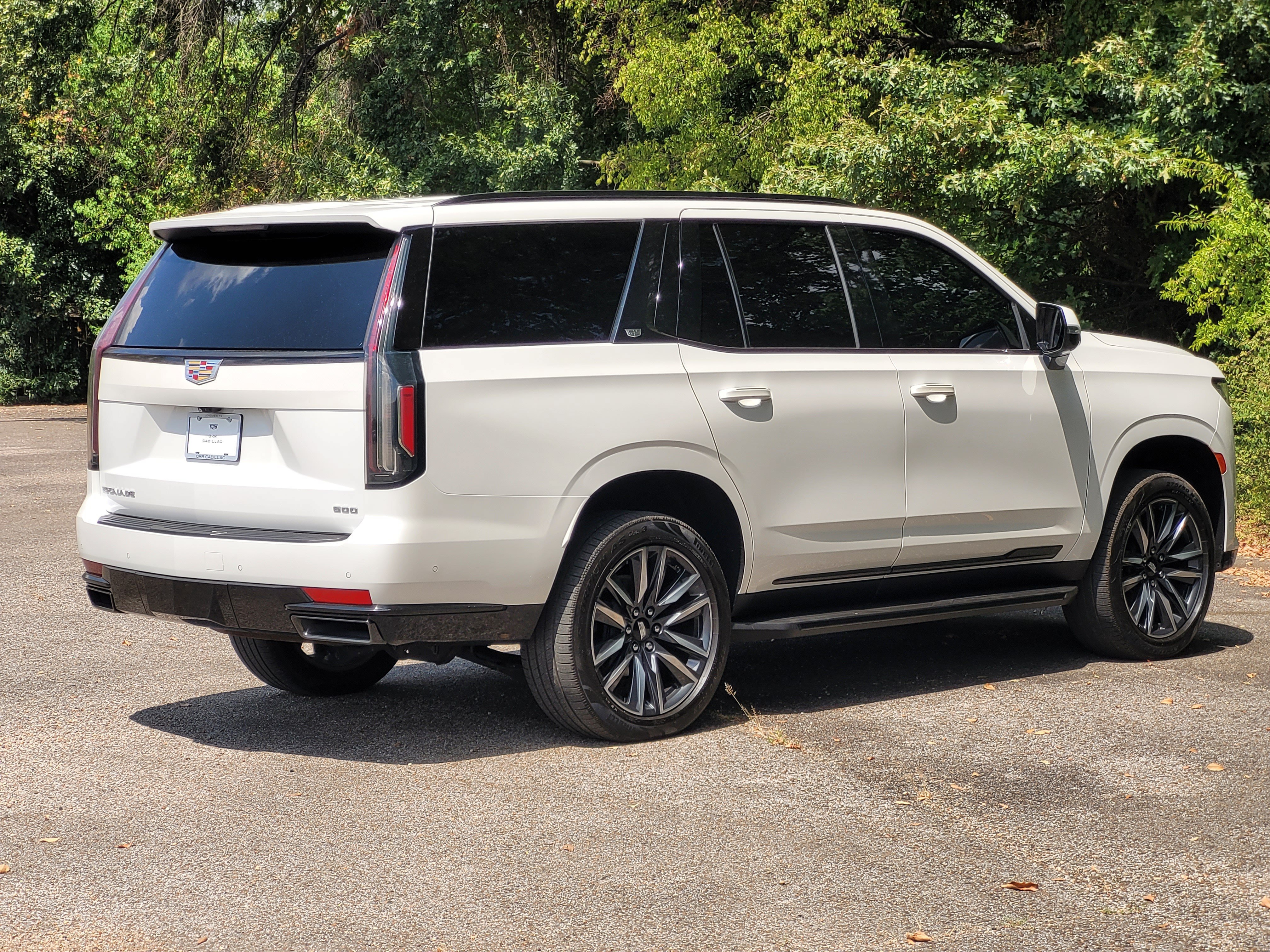 Used 2021 Cadillac Escalade Sport RWD image 4