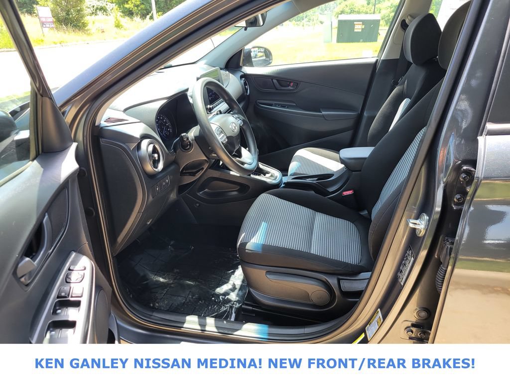 Used 2022 Hyundai Kona SE AWD/4WD image 35