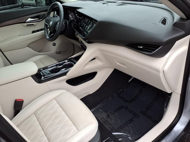Used 2022 Buick Envision Avenir w/ Technology Package II AWD/4WD image 25