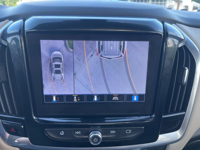 Certified 2023 Chevrolet Traverse Premier w/ LPO, Floor Liner Package image 29