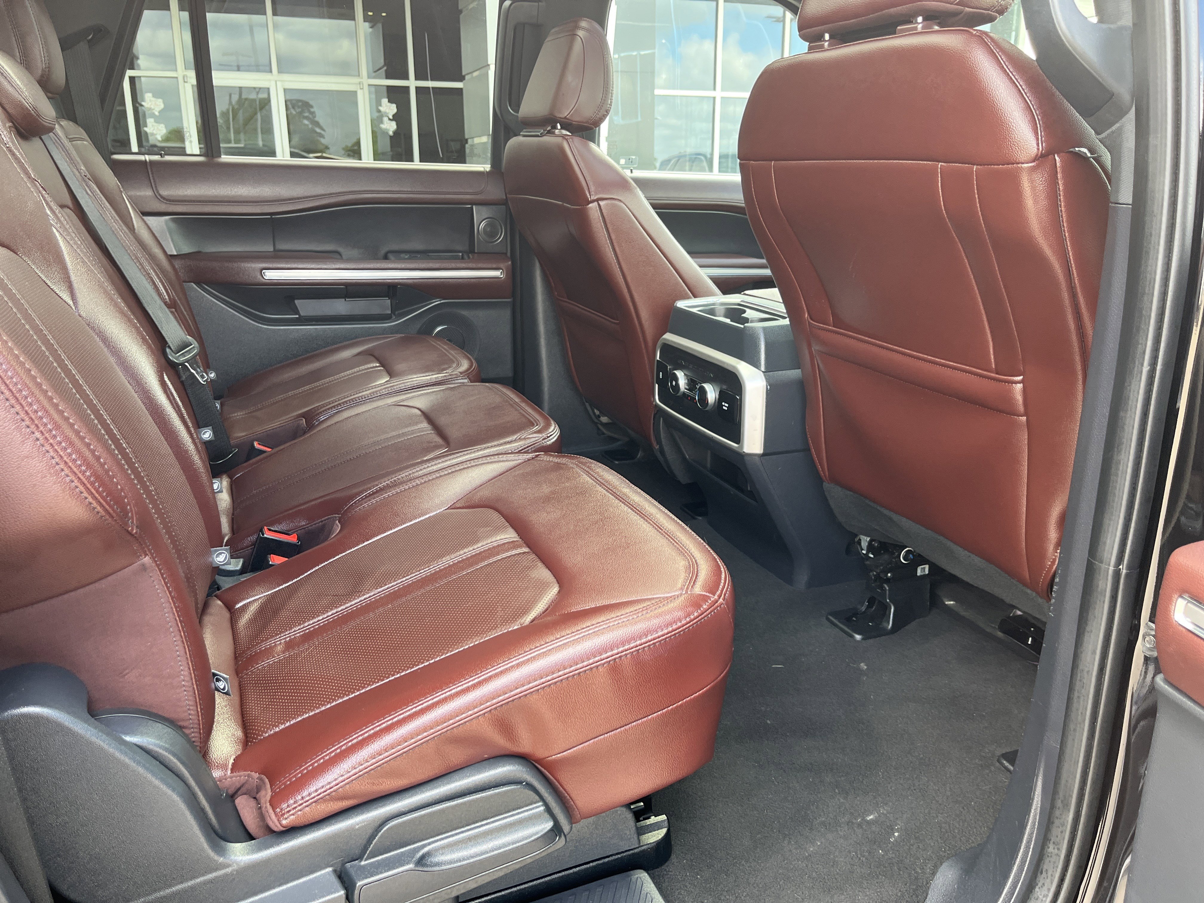 Used 2024 Ford Expedition Max Limited RWD image 18