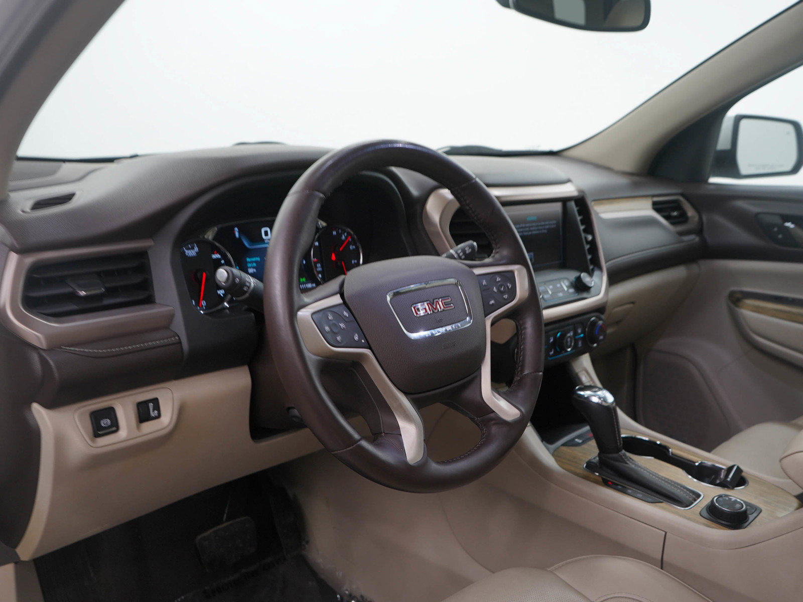 Used 2018 GMC Acadia Denali w/ Technology Package image 16