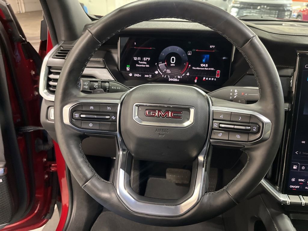 Certified 2024 GMC Acadia Elevation image 23