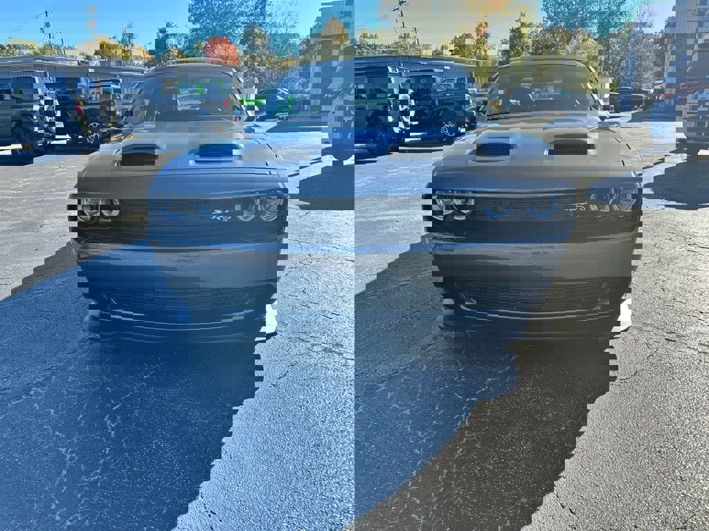 Used 2023 Dodge Challenger SRT Hellcat image 5