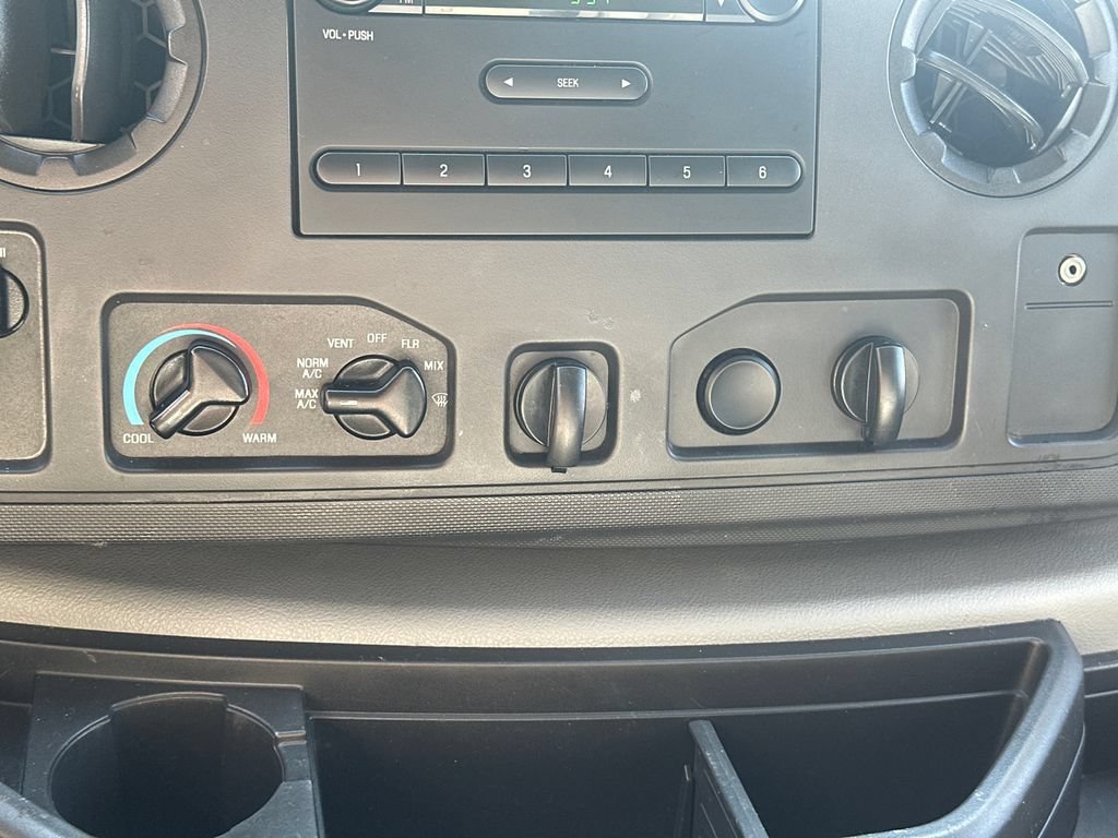 Used 2019 Ford E-450 and Econoline 450 Super Duty w/ Power Windows & Locks Group RWD image 24