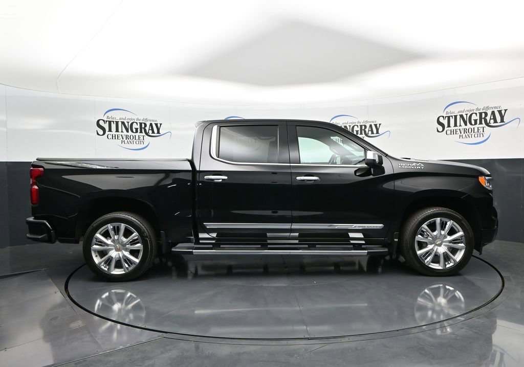 Used 2025 Chevrolet Silverado 1500 High Country w/ High Country Premium Package image 8