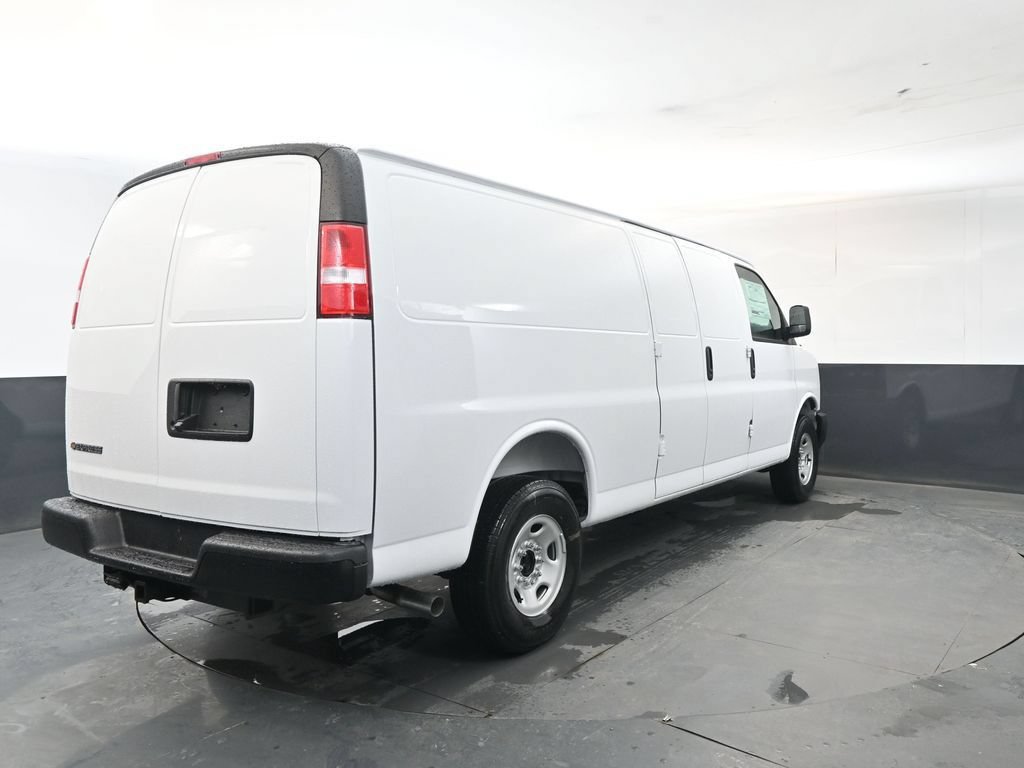New 2026 Chevrolet Express 3500 Extended w/ Driver Convenience Package RWD image 5