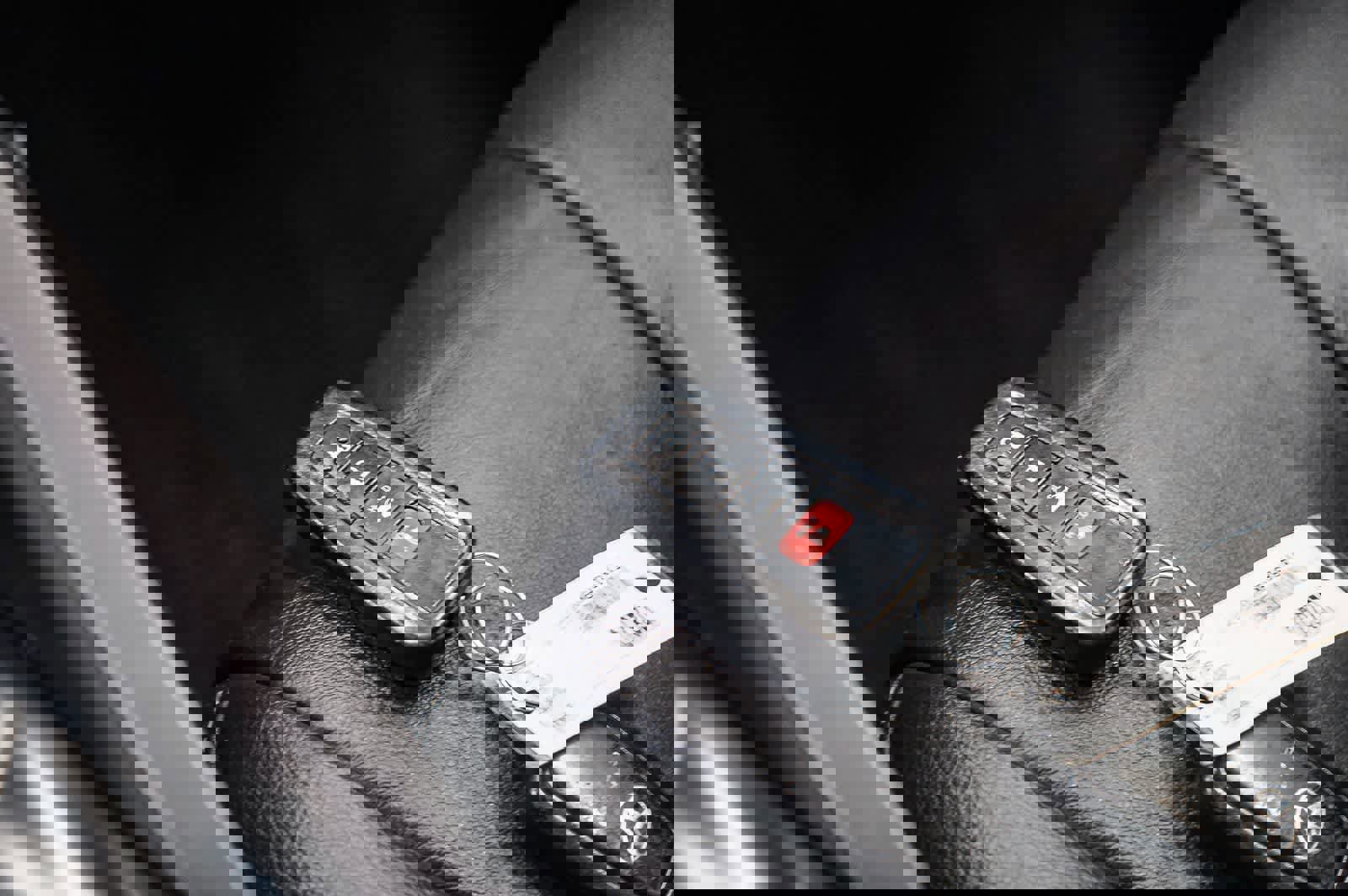 Used 2019 Toyota Camry XSE w/ Carpet Mat Package image 26