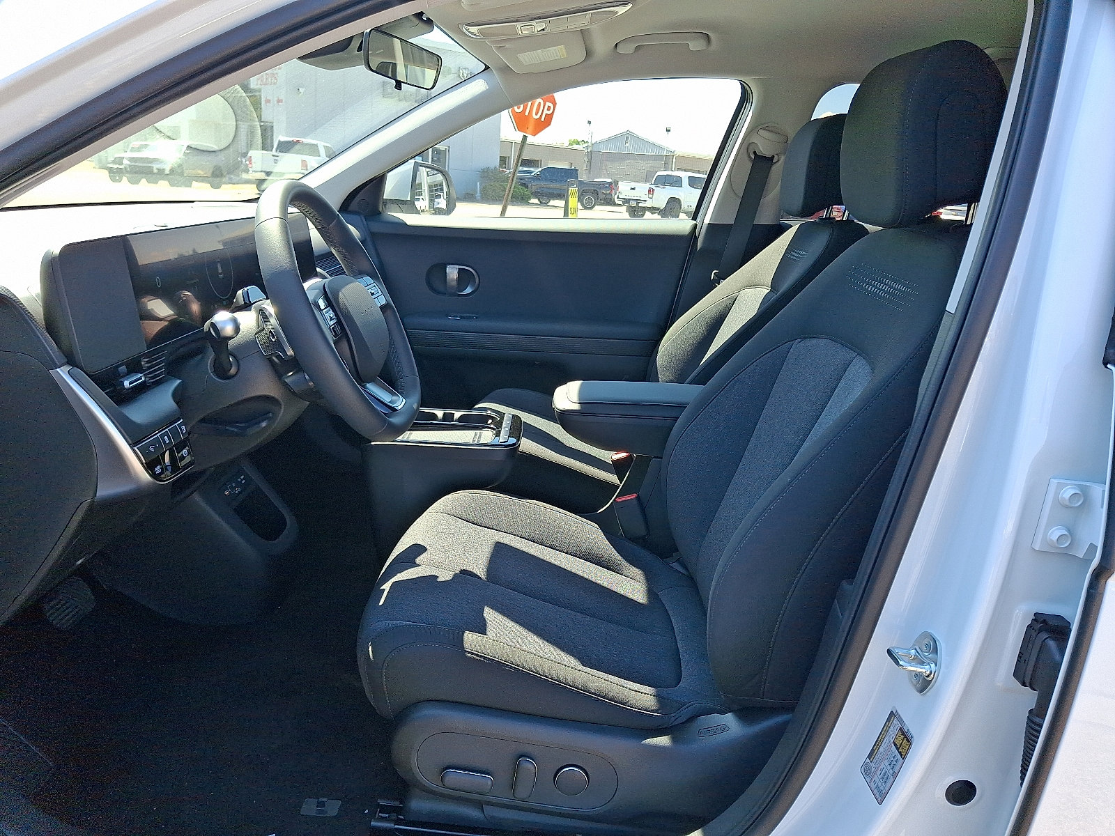 New 2025 Hyundai Ioniq 5 SE image 5