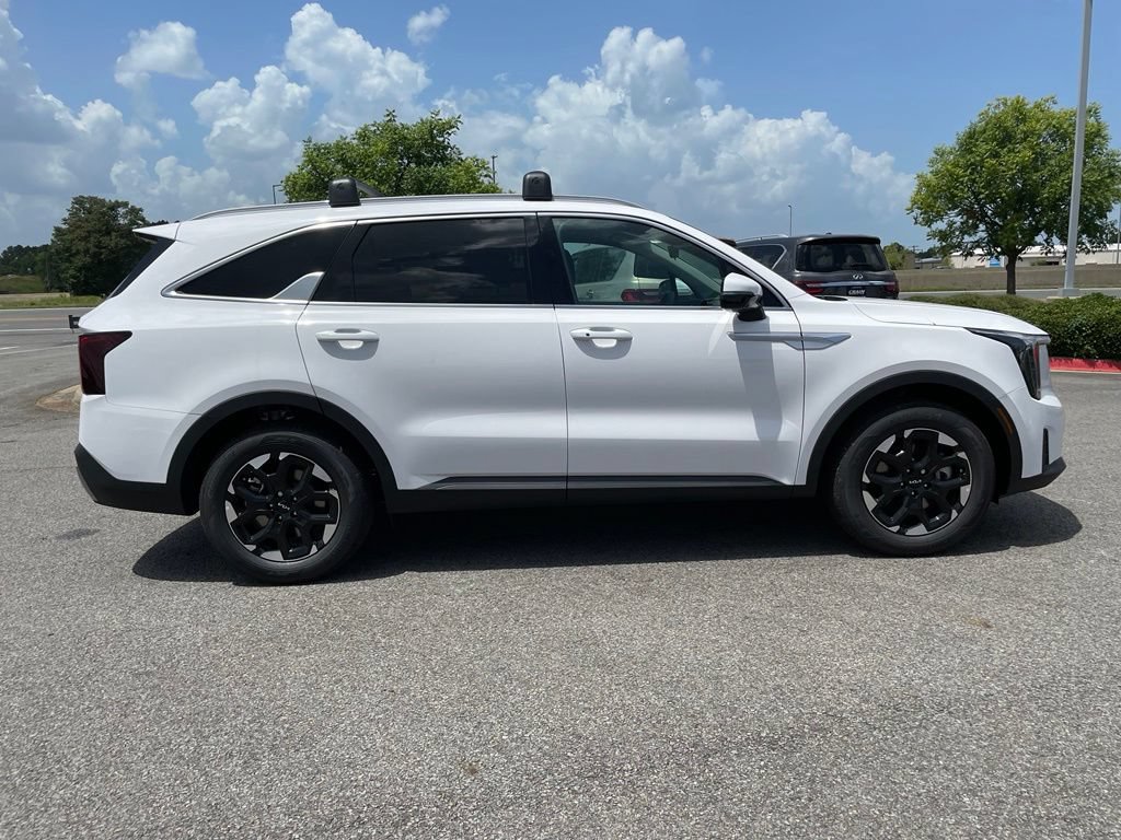 New 2026 Kia Sorento S FWD image 9