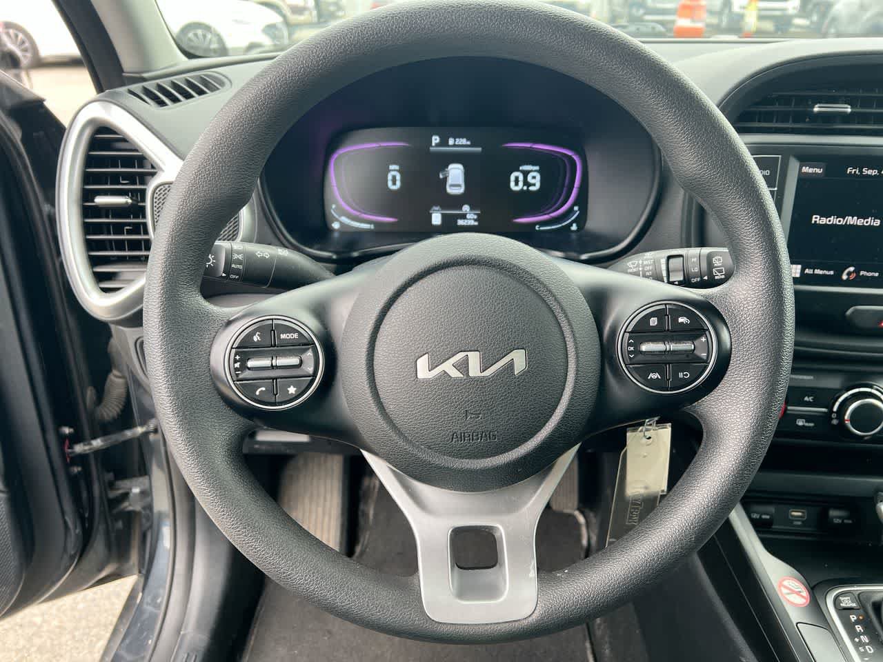 Used 2024 Kia Soul LX w/ Option Group 015 FWD image 14
