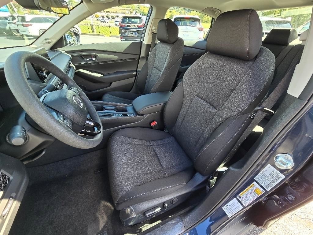 New 2025 Honda Accord SE image 13